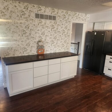 211 S Waterman St, Sutherland, IA 51058 - photo 7