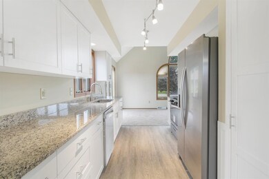 920 W Elm Place, Griffith, IN 46319 - photo 6