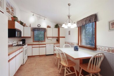 434 Maplewood Dr, Michigan City, IN 46360 - photo 5