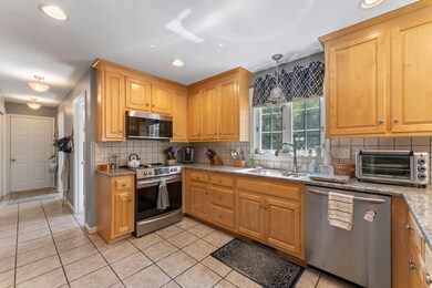 5 Gannett Way, Hopedale, MA 01747 - photo 6