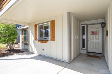 20514 Peak Ave, Bend, OR 97702 - photo 3