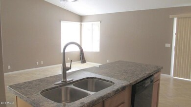 1411 E Erie St, Chandler, AZ 85225 - photo 4