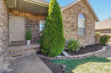605 N Milton Dr, Nixa, MO 65714 - photo 4