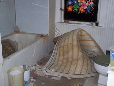 621 7th Ave SE, Jamestown, ND 58401 - photo 5