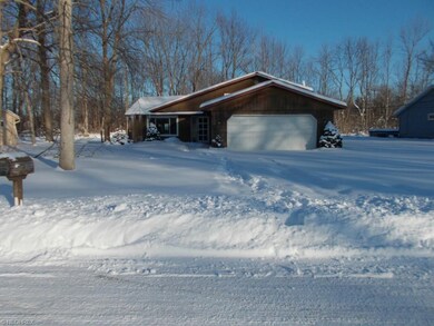 547 Treadway Blvd, Sheffield Lake, OH 44054 - photo 4