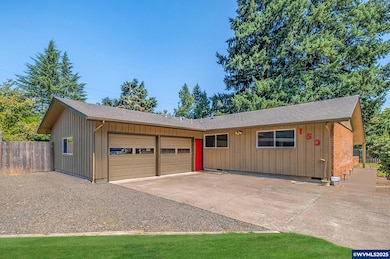 153 NE Peachtree Ln, Albany, OR 97321 - photo 2