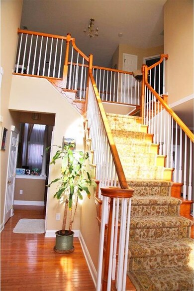 302 Cobblestone Way, Lawrence Township, NJ 08648 - photo 2