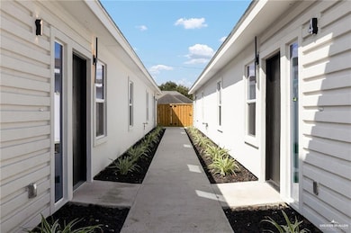 2901 Estevan St unit 4, Mission, TX 78574 - photo 2