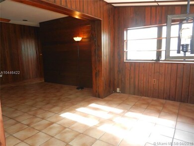 Living Room & Sunny sitting room