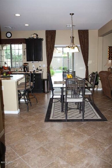 Dining Area in Ktichen