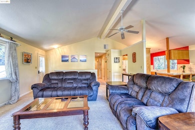 12908 Green Valley Cir unit 3, Groveland, CA 95321 - photo 6