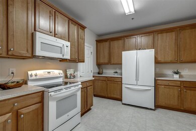 730 Pickering Dr unit 203, Murrells Inlet, SC 29576 - photo 6