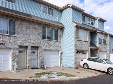 16 Temple Ct, Staten Island, NY 10314 - photo 2