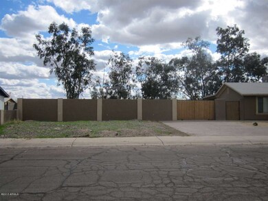 Front View of Lot/RV Gate