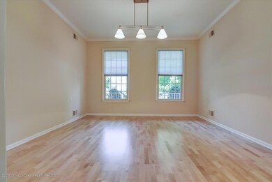 04-Office_Den