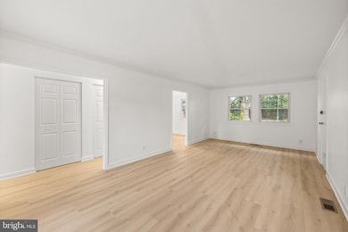 210 W Beech Rd, Sterling, VA 20164 - photo 6