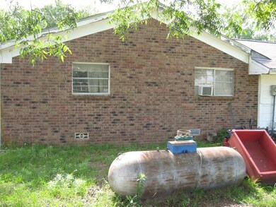 1520 Valley View Dr, Joshua, TX 76058 - photo 5