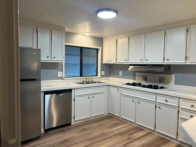 1830 E Yosemite Ave unit 68, Manteca, CA 95336 - photo 2