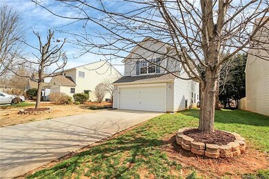 1832 Endeavor Ln, Clover, SC 29710 - photo 3