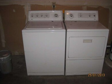 126 W Casino Rd unit 6, Everett, WA 98204 - photo 4