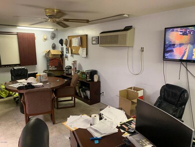 6100 N 52nd Ave, Glen Dale, AZ 85301 - photo 4