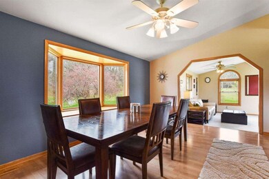 497 Sugar Hill Rd, Brooklyn, WI 53521 - photo 4