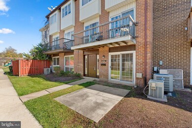 2362 Sun Valley Cir unit 2, Silver Spring, MD 20906 - photo 3