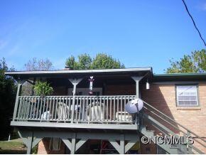 COVERED DECK