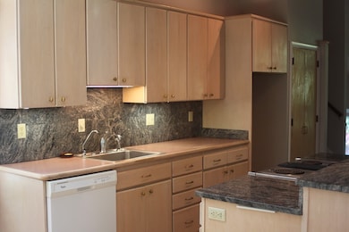 24 Taylor Rd, Sudbury, MA 01776 - photo 3