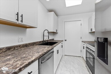 09-Kitchen 20230321-DW-3069