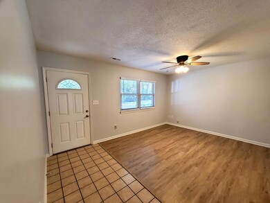 3703 W Timber View Dr_LR