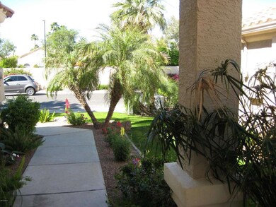 Front_Walk_Toward_Street2