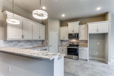 609 Vaquero St, White Settlement, TX 76108 - photo 6