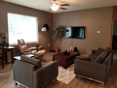 4805 Millenium Dr, Cedar Falls, IA 50613 - photo 5