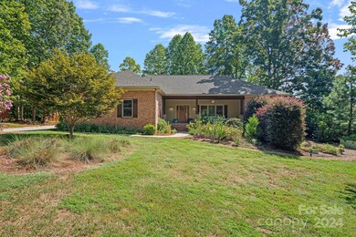 135 Pondhaven Cir, Mooresville, NC 28117 - photo 3
