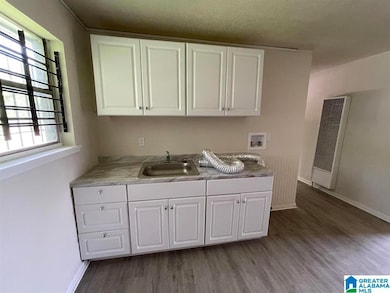 1112 15th St N, Birmingham, AL 35204 - photo 2