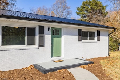 1727 Mount Carmel Church Rd, Reidsville, NC 27320 - photo 3