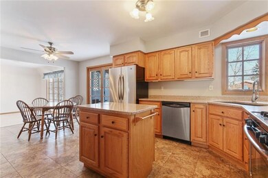 3406 Leslie Ln, Eau Claire, WI 54703 - photo 7