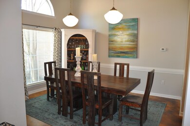 Formal Dining