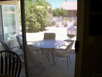 PRIVATE PATIO NORTH FACING 010