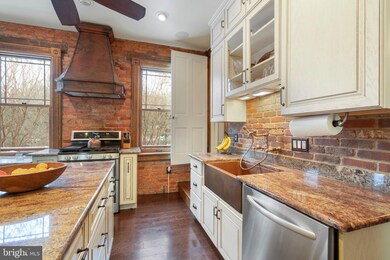 39 S Wyoming Ave, Ardmore, PA 19003 - photo 7