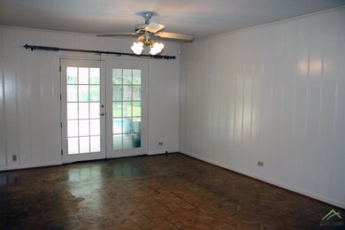 709 Hamvasy Ln, Tyler, TX 75701 - photo 3