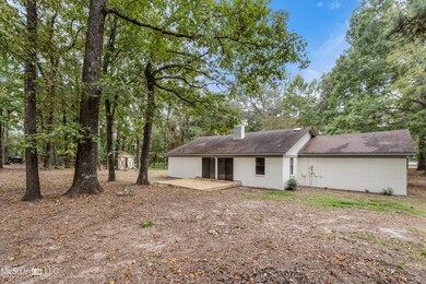 3902 Windermere Dr S-Exterior-6