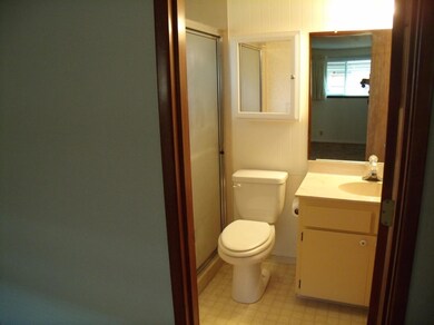 735 Brookside Cir, Rogue River, OR 97537 - photo 5