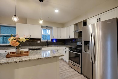 2100 N York St, Independence, MO 64058 - photo 6