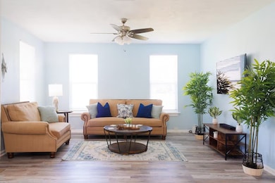 5801 Avenue S, Galveston, TX 77551 - photo 2