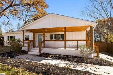 208 Meridian Ave, Taylors, SC 29687 - photo 4