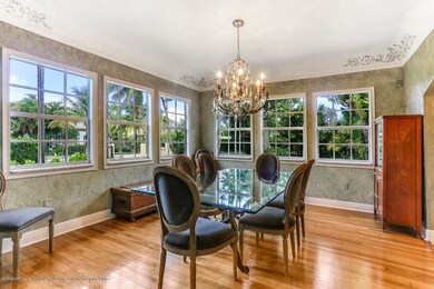 07 Dining room