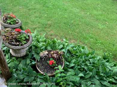 5336 Hughes Rd, Lansing, MI 48911 - photo 4