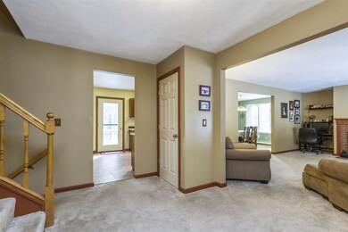 13 Capitol Cir, Rochester, NH 03867 - photo 3